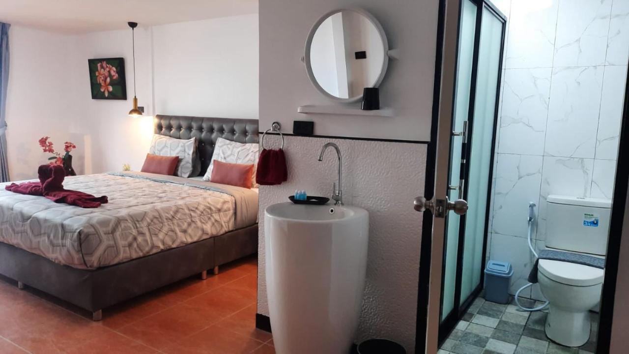 Happy Beach Jomtien Guesthouse Εξωτερικό φωτογραφία