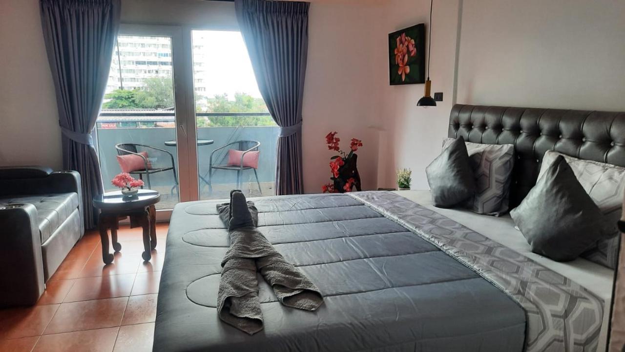 Happy Beach Jomtien Guesthouse Εξωτερικό φωτογραφία